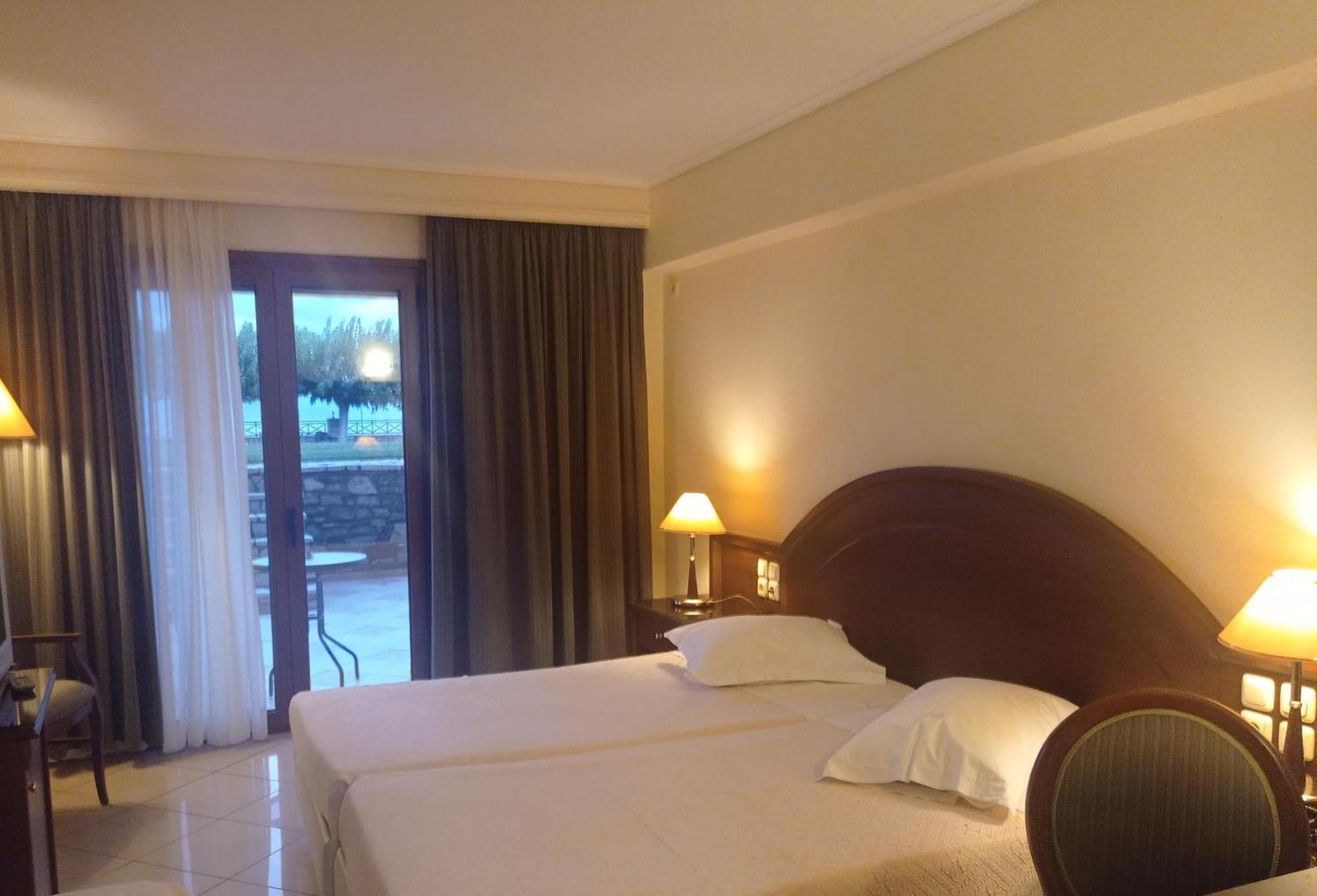 Europa Beach Hotel Galaxidi Ngoại thất bức ảnh