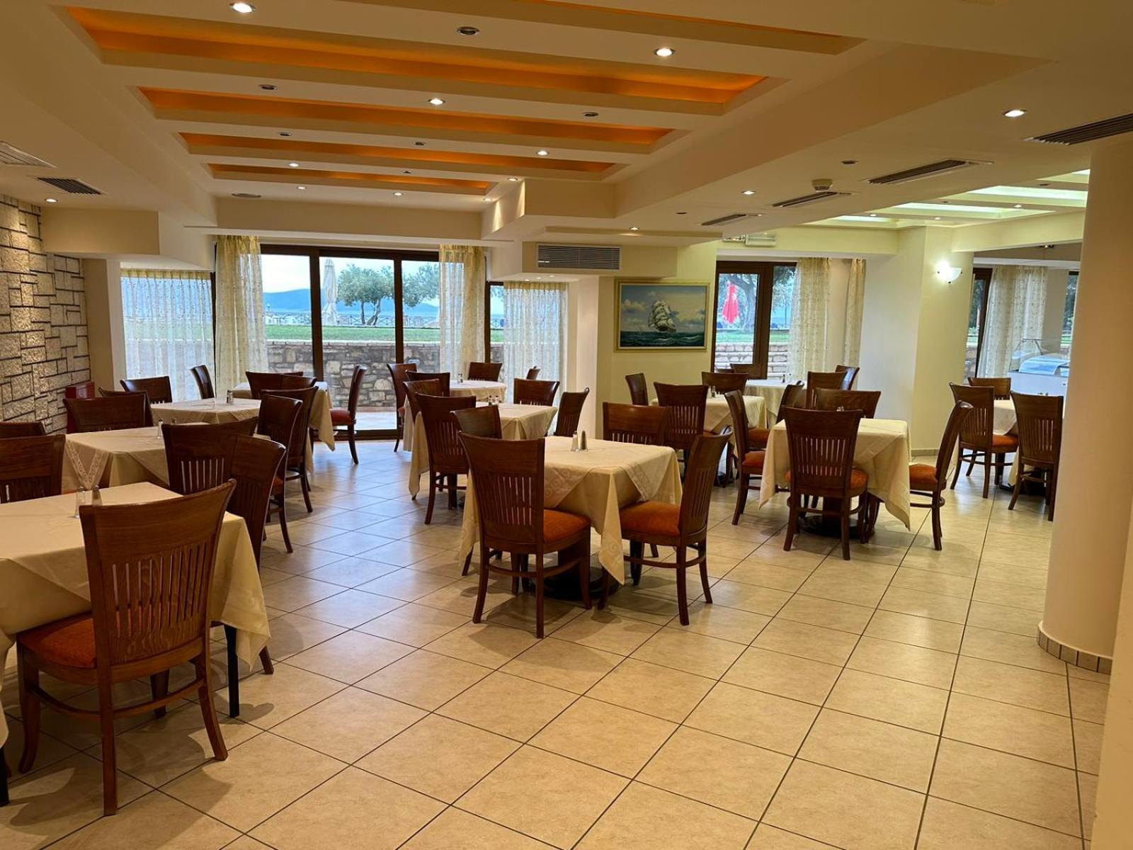 Europa Beach Hotel Galaxidi Ngoại thất bức ảnh