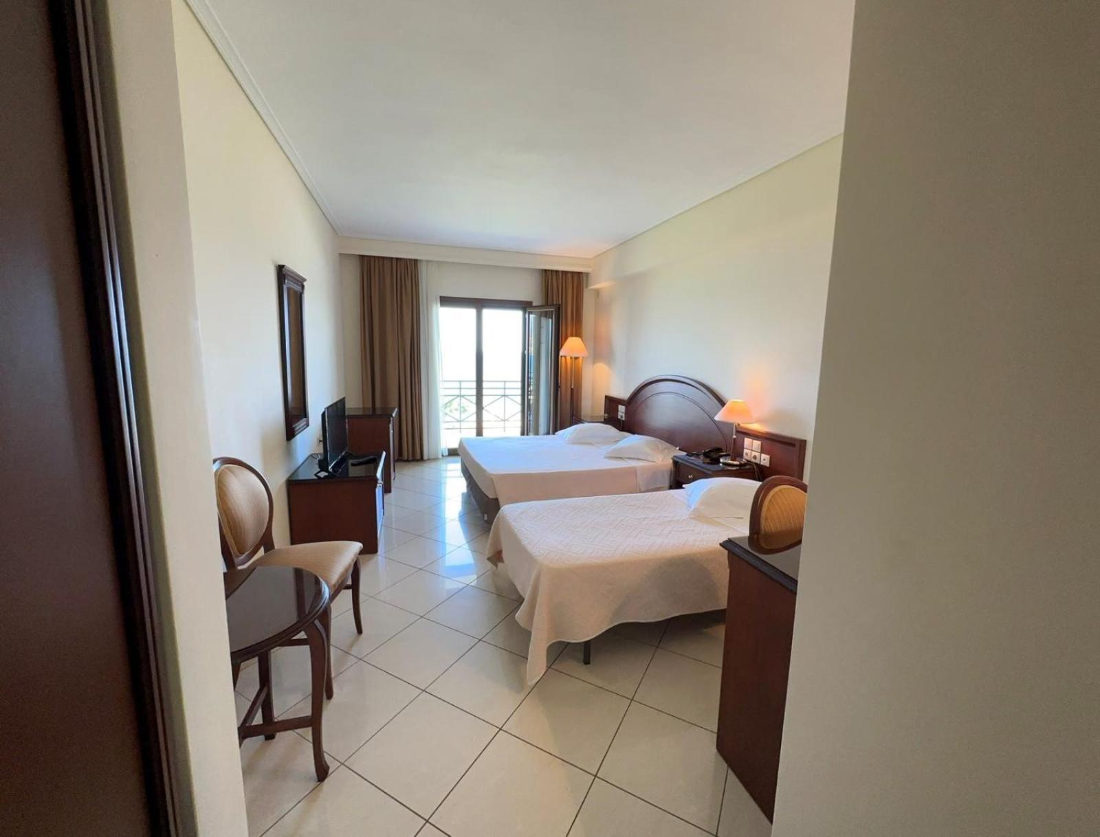 Europa Beach Hotel Galaxidi Ngoại thất bức ảnh
